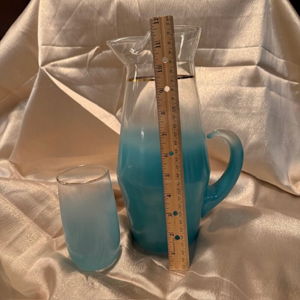 Vintage Blendo Glass Pitcher & 2 glasses - Frosted Turquoise w/ Gold Trim - Picture 11 of 15